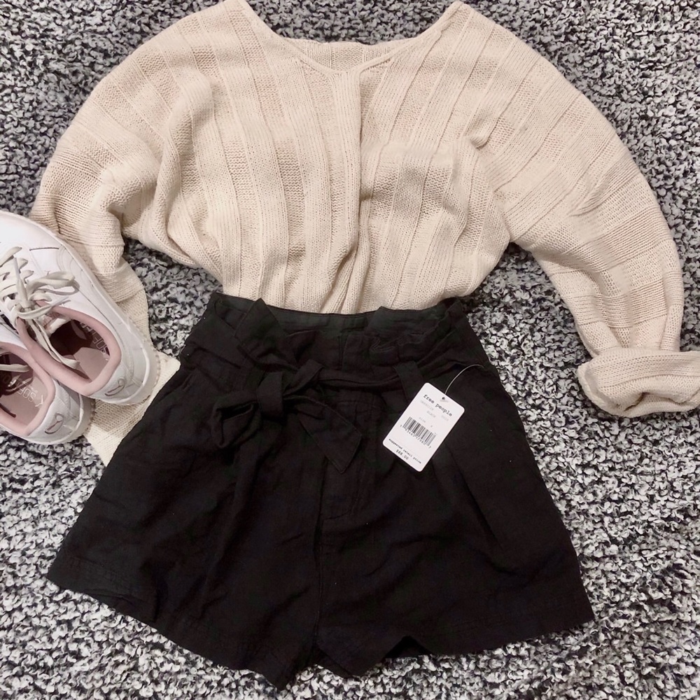 RARE nwt free people everywhere you go short